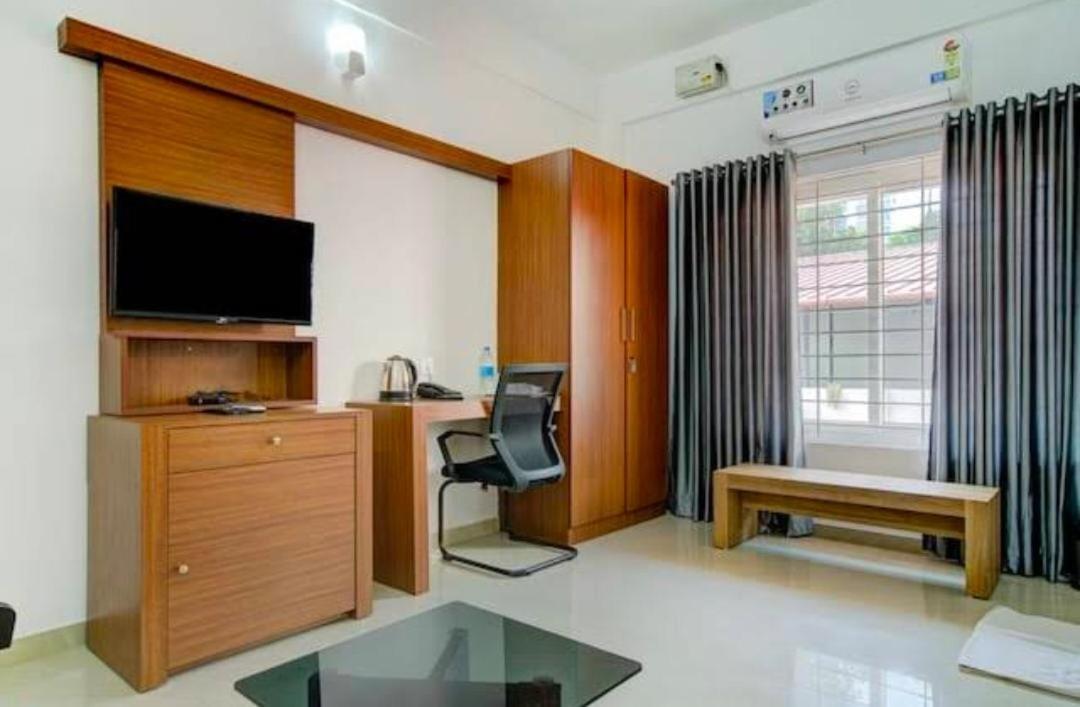Kochi Phoenix Holidays מראה חיצוני תמונה