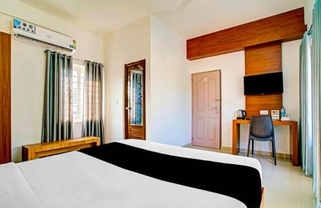Kochi Phoenix Holidays מראה חיצוני תמונה