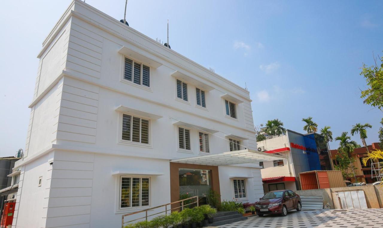 Kochi Phoenix Holidays מראה חיצוני תמונה